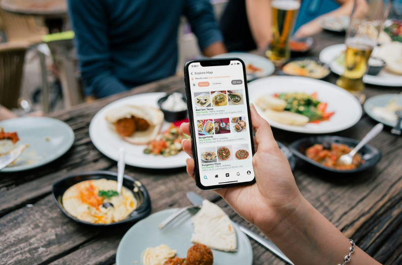 Mobile Application Development: Solusi Aplikasi Android & iOS Berperforma Tinggi untuk Mendorong Pertumbuhan Bisnis